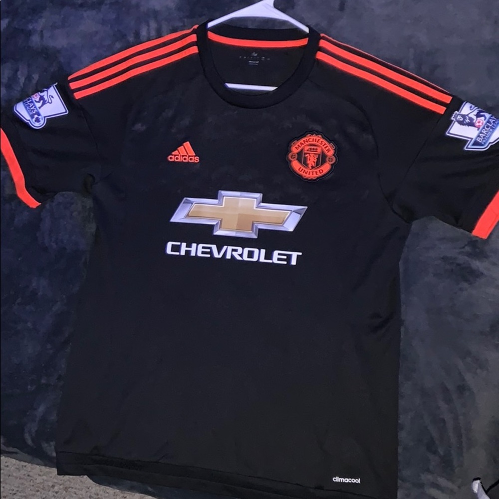 Manchester United 2015/16 Third Kit Memphis Depay